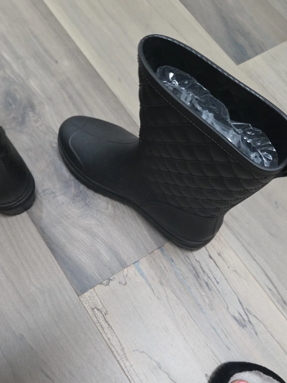 Black Quilted Women's Rain Boots